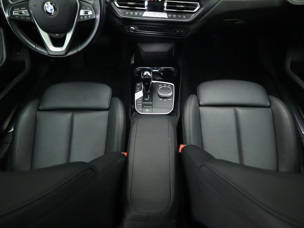 Thumbnail: 2022 BMW 2 Series - 17