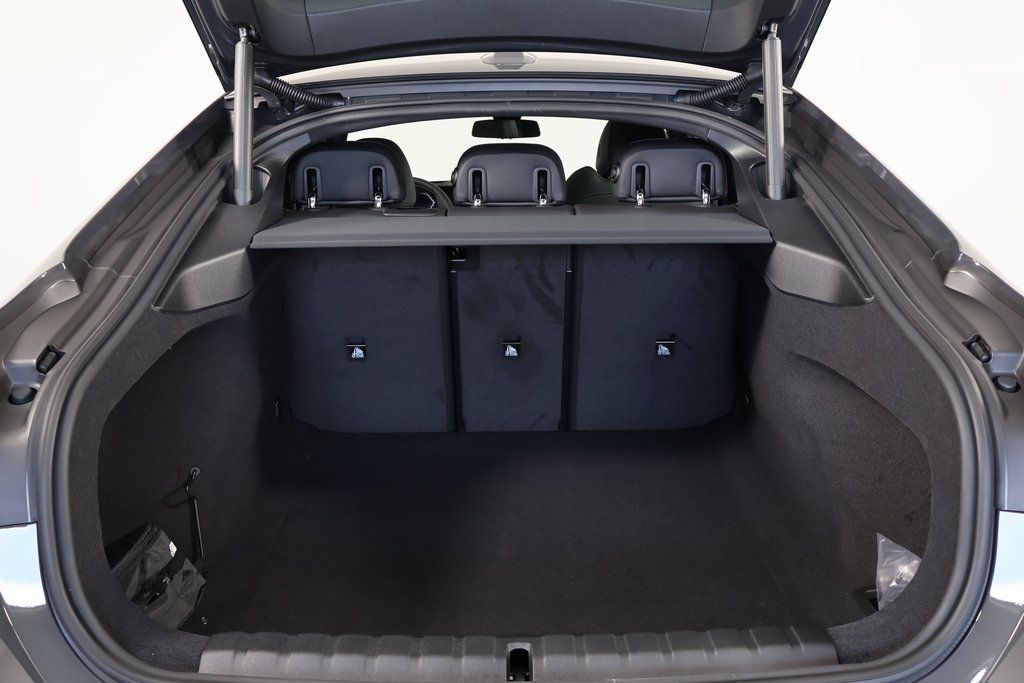 Thumbnail: 2026 BMW 4 Series - 8