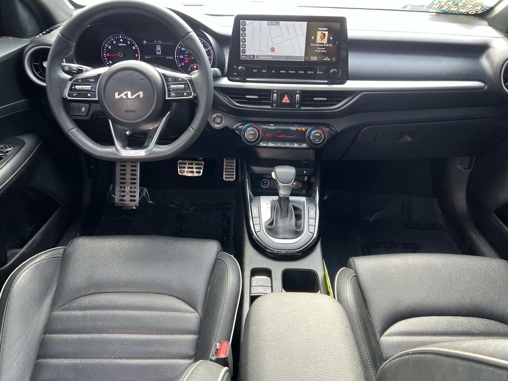 2023 Kia Forte #3