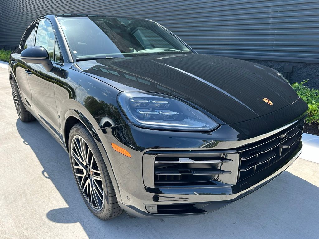 Thumbnail: 2025 Porsche  - 10