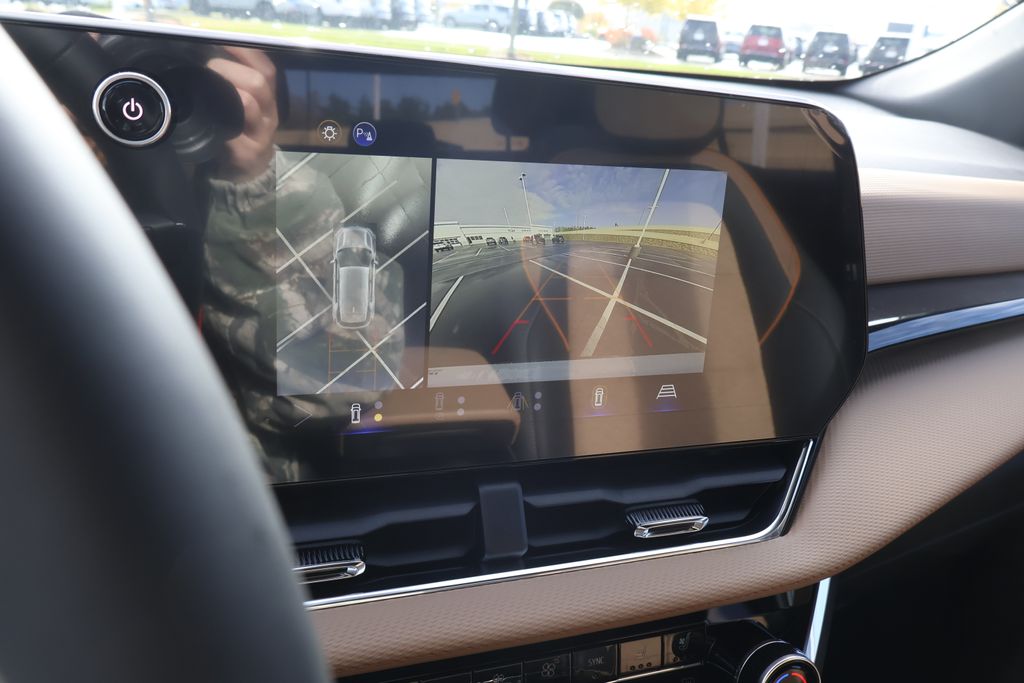 Thumbnail: 2026 Chevrolet Equinox - 26