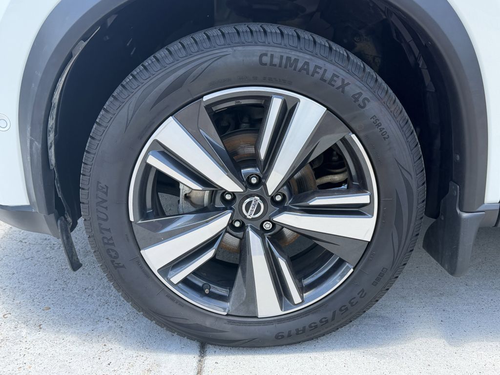2021 Nissan Rogue Platinum - 9