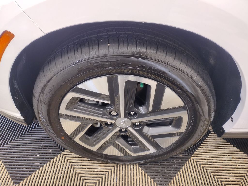 2023 Hyundai Kona Electric SE