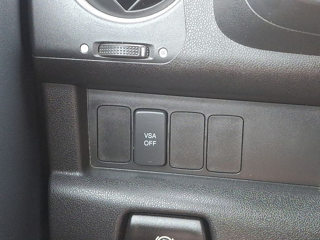 Thumbnail: 2011 Honda Pilot - 26