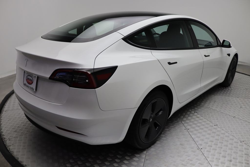 Thumbnail: 2023 Tesla Model 3 - 8