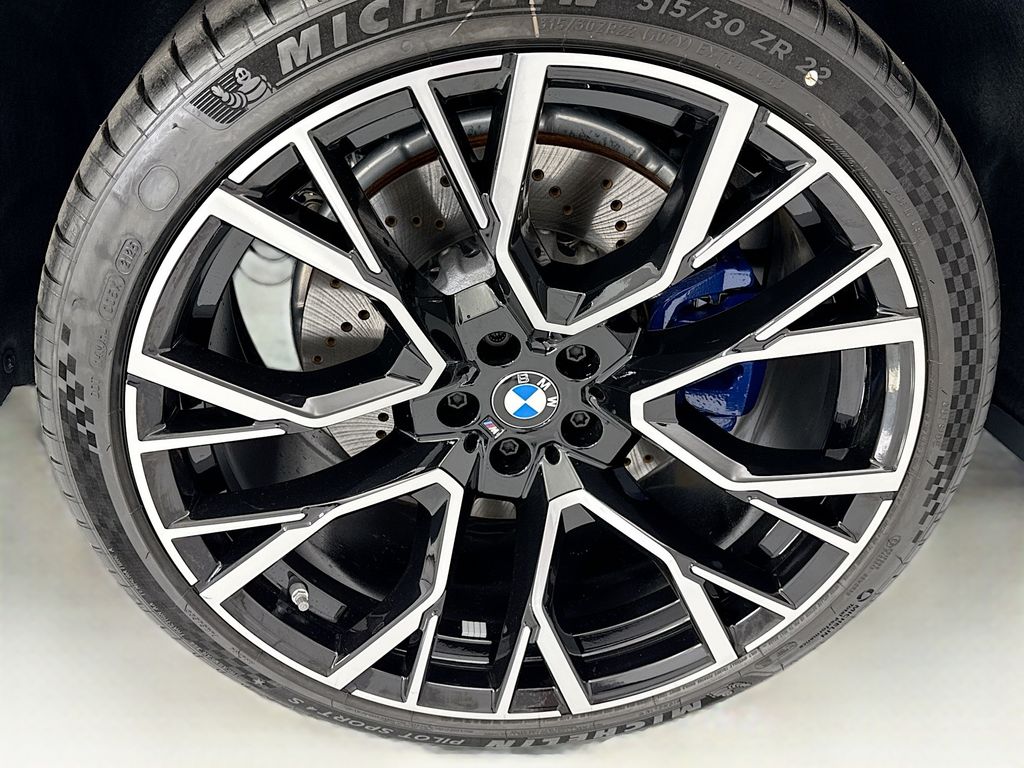 Thumbnail: 2026 BMW X5 - 32
