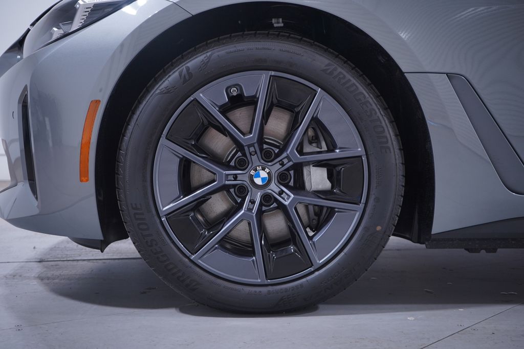 2025 BMW i4 eDrive40 2