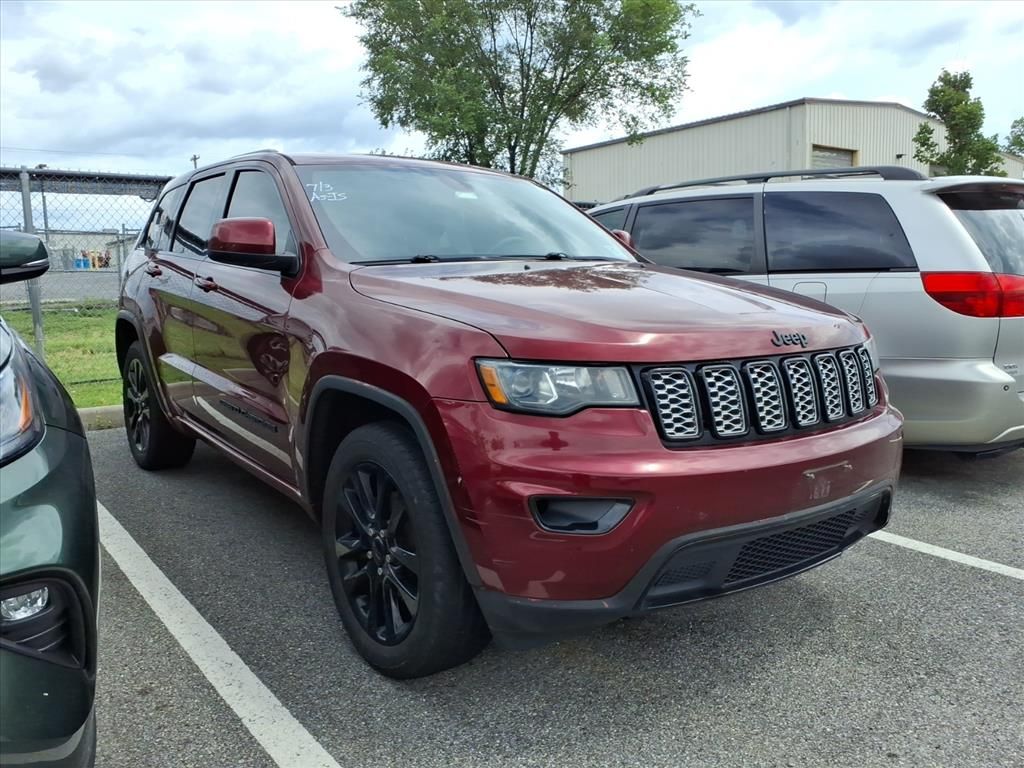 2017 Jeep Grand Cherokee Altitude 4WD