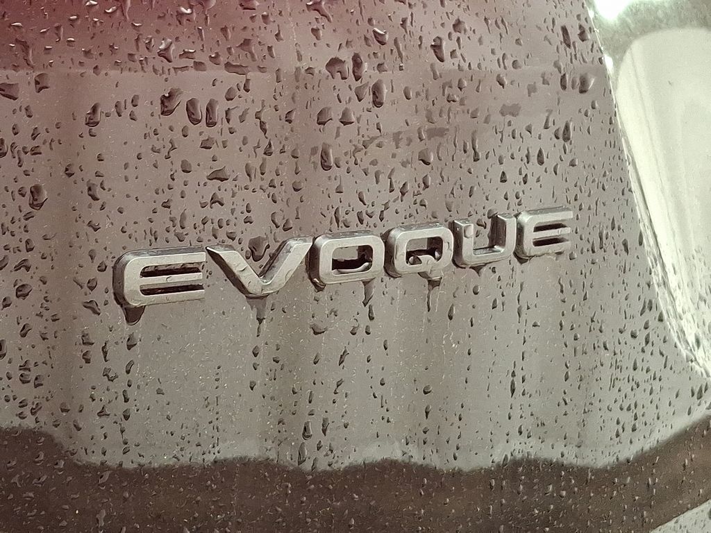 2026 Land Rover Range Rover Evoque Dynamic 20