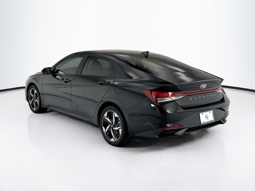 Thumbnail: 2023 Hyundai Elantra - 7