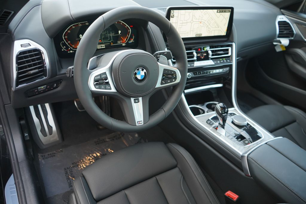 Thumbnail: 2026 BMW 8 Series - 12