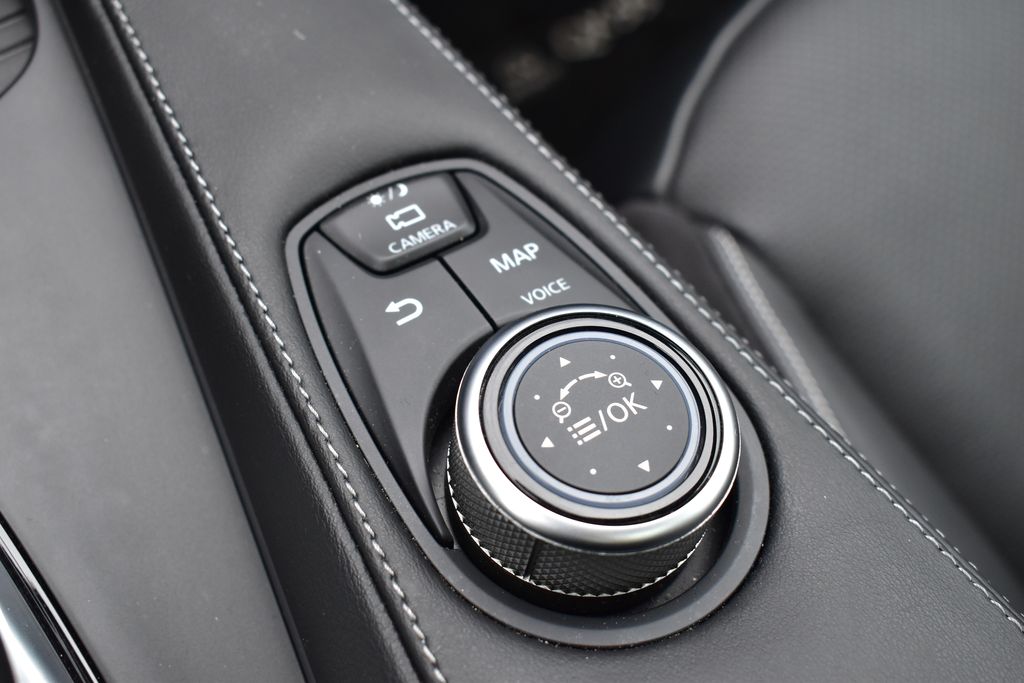 2023 INFINITI QX55 Sensory 23
