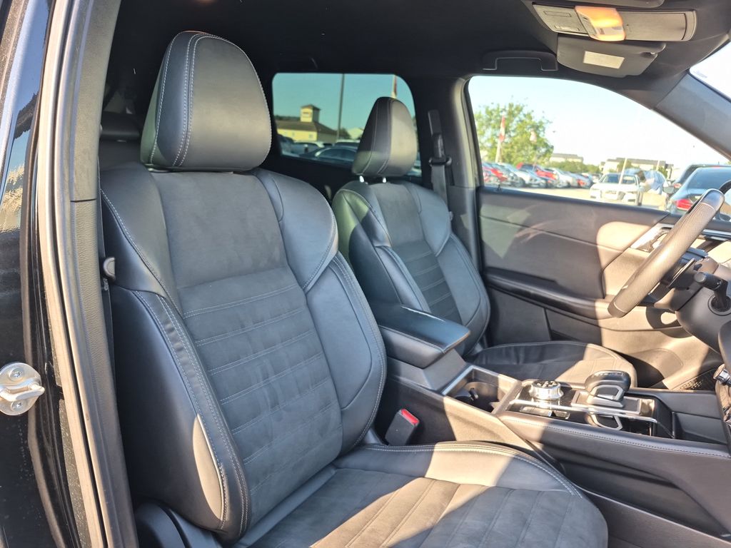 2023 Mitsubishi Outlander SE Black Edition Black at North Houston Mitsubishi