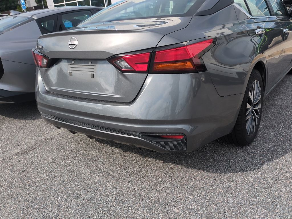 Used 2025 Gray Nissan 2.5 SV image 4