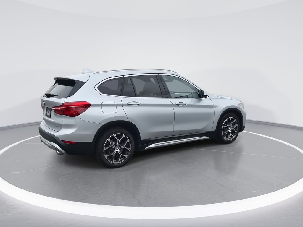 Thumbnail: 2021 BMW X1 - 8
