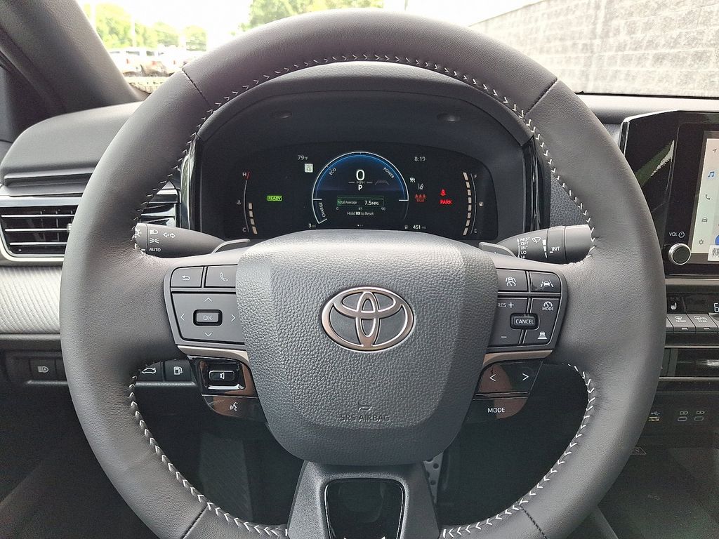 Thumbnail: 2025 Toyota Camry - 13