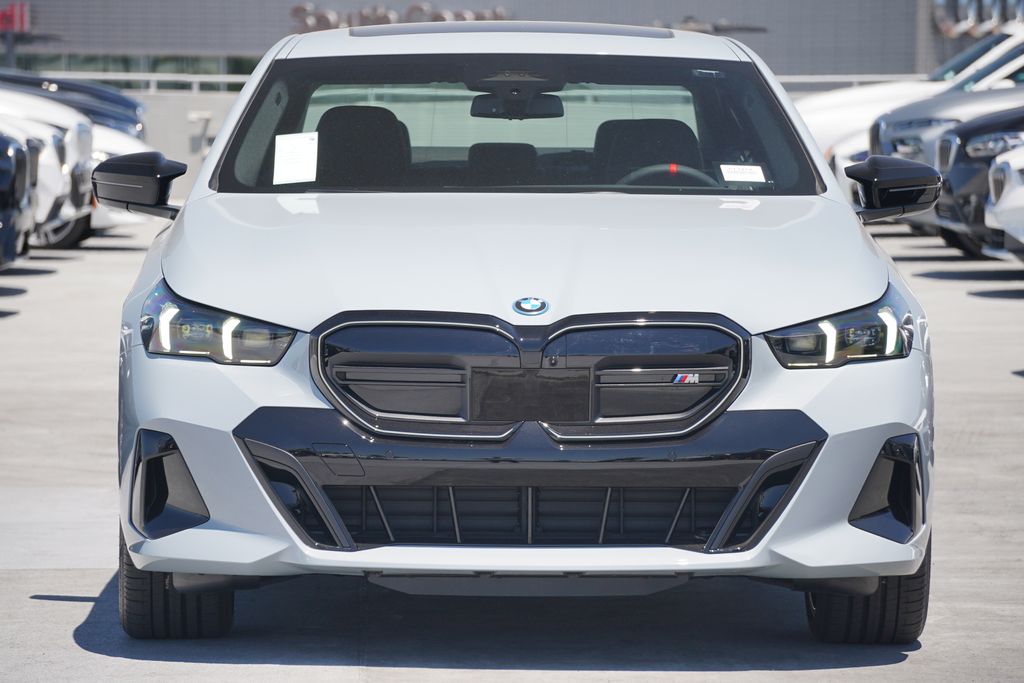 2024 BMW i5 M60 2