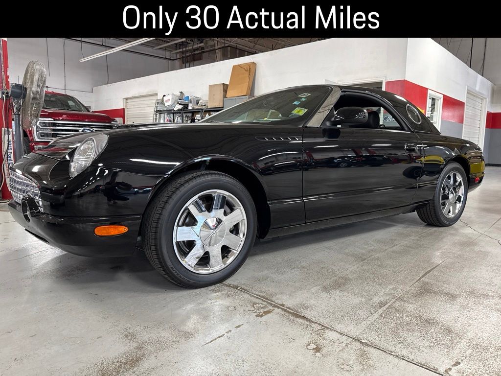  2002 Ford Thunderbird Deluxe RWD   