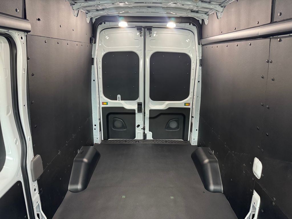 New 2026 White Ford Base image 17
