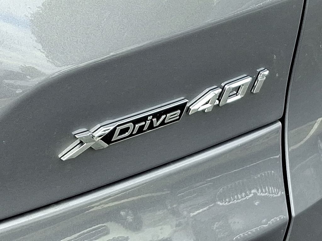 Thumbnail: 2026 BMW X5 - 12