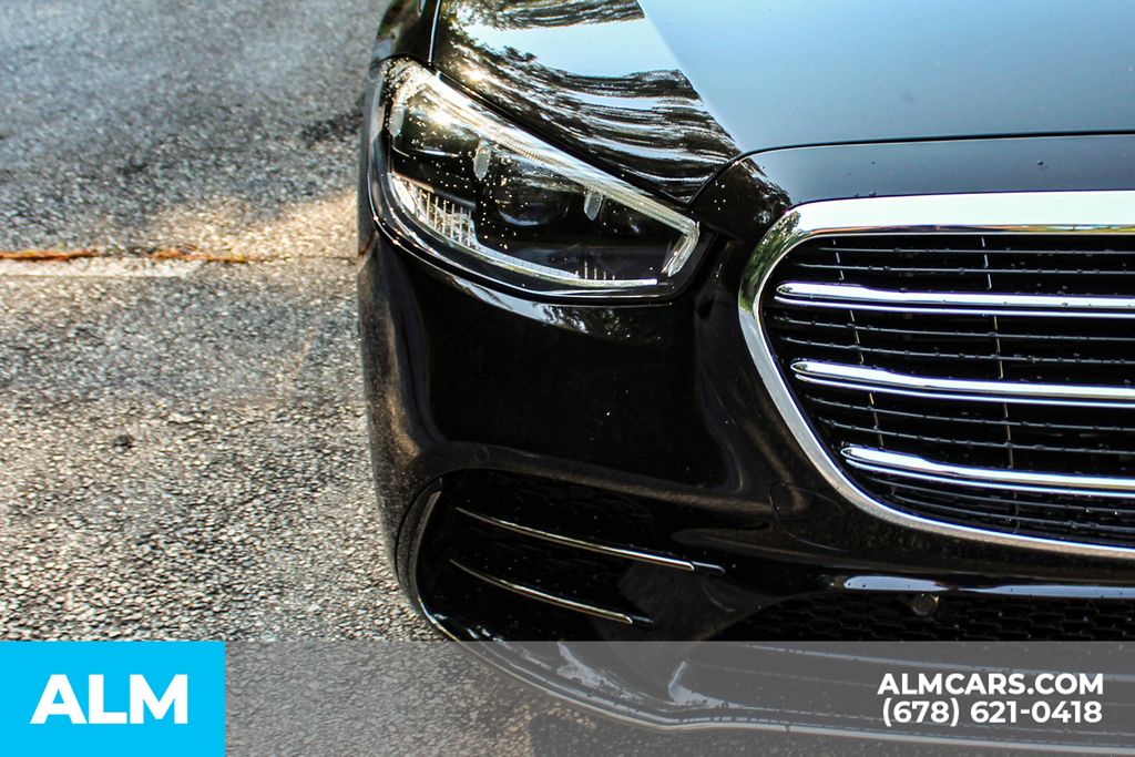 Used 2025 Black Mercedes-Benz S 580 image 11