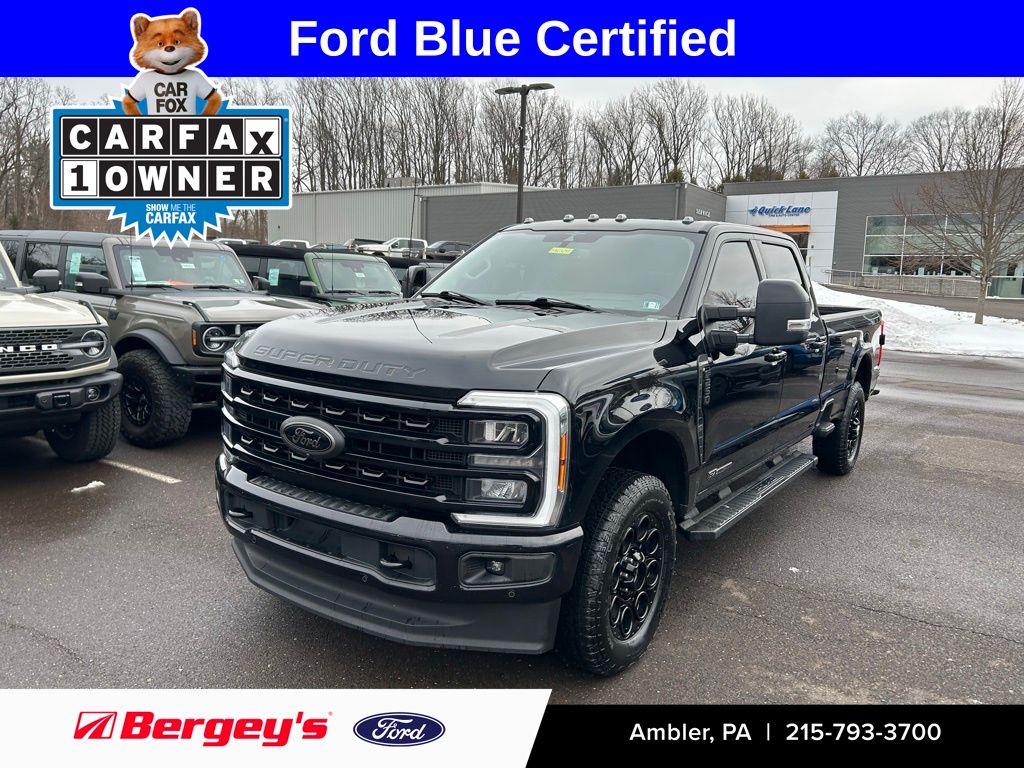 2023 Ford F-250 Super Duty Lariat Crew Cab 4WD