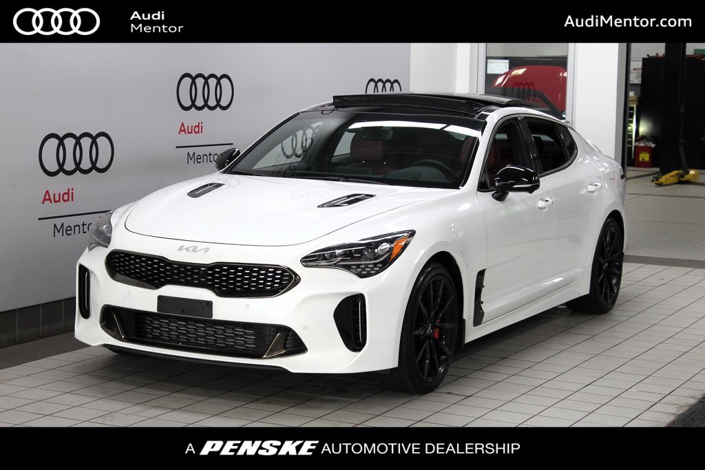 Thumbnail: 2022 Kia Stinger - 1