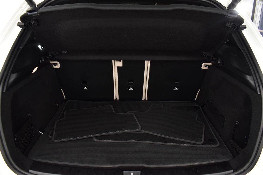 Thumbnail: 2025 Mercedes-Benz GLA - 30