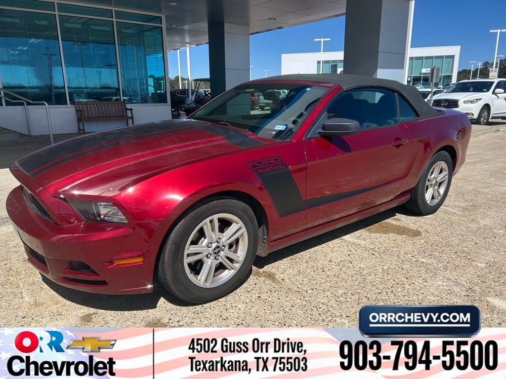 2014 Ford Mustang V6 Convertible RWD