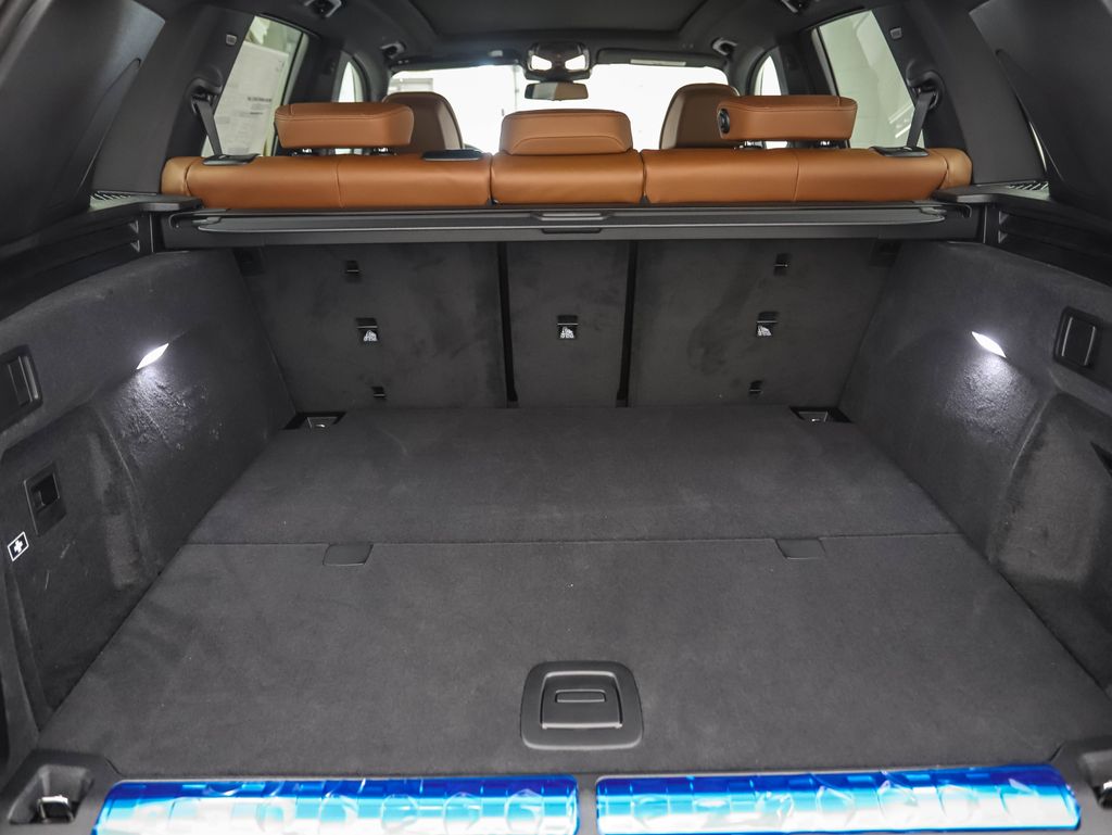 Thumbnail: 2026 BMW X5 - 22