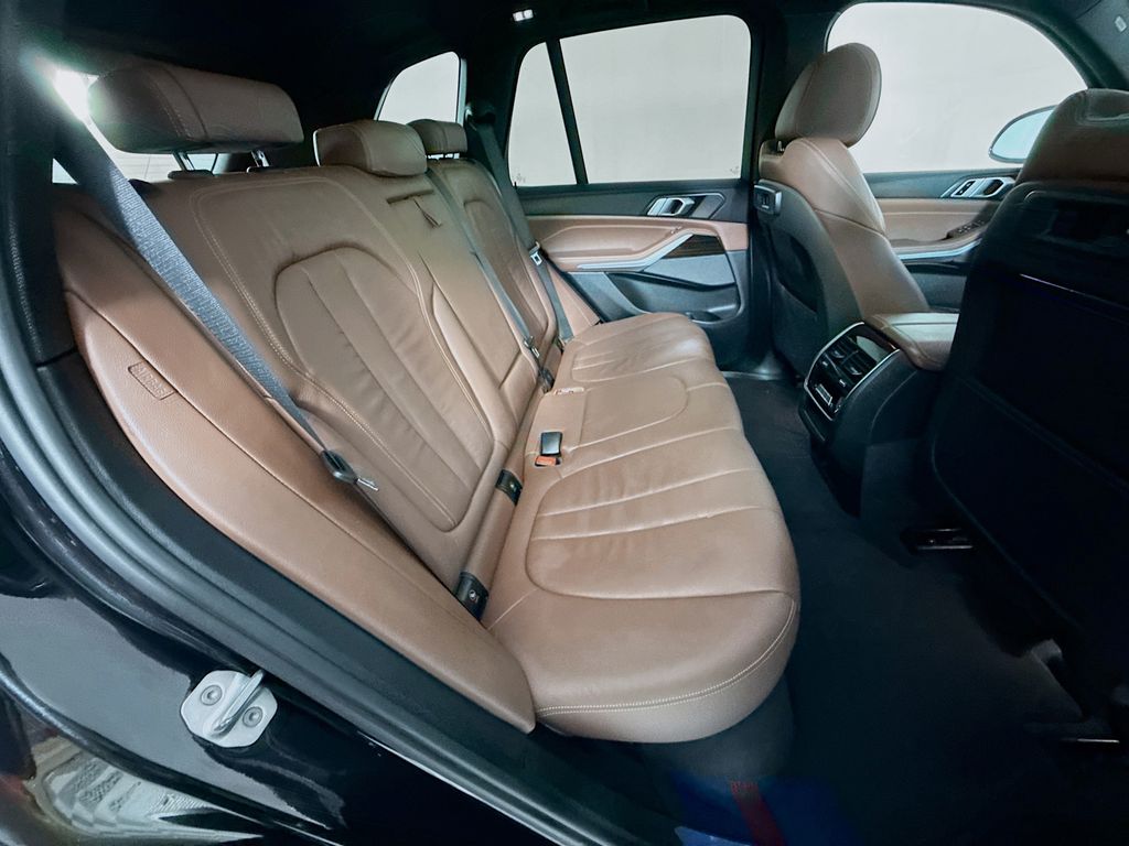 Thumbnail: 2020 BMW X5 - 28