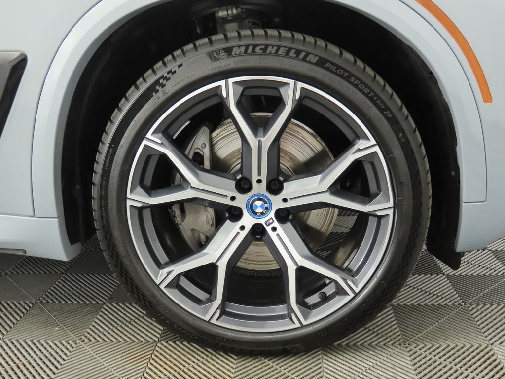 Thumbnail: 2024 BMW X5 - 31