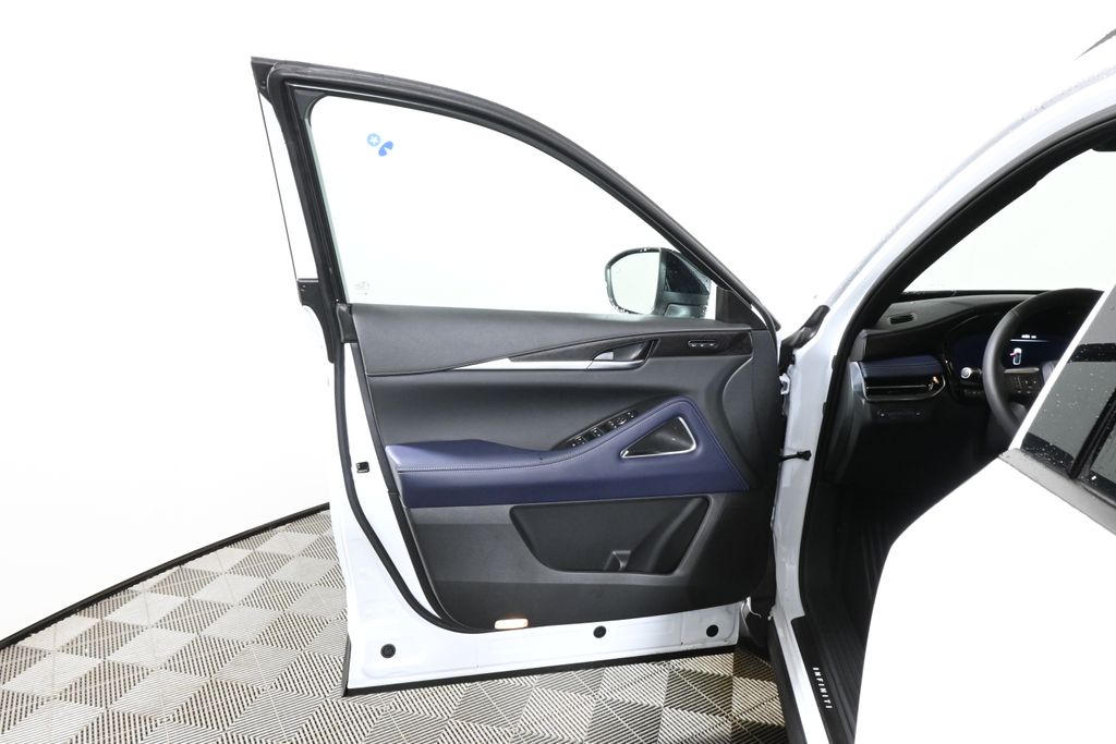 Thumbnail: 2026 INFINITI QX60 - 30