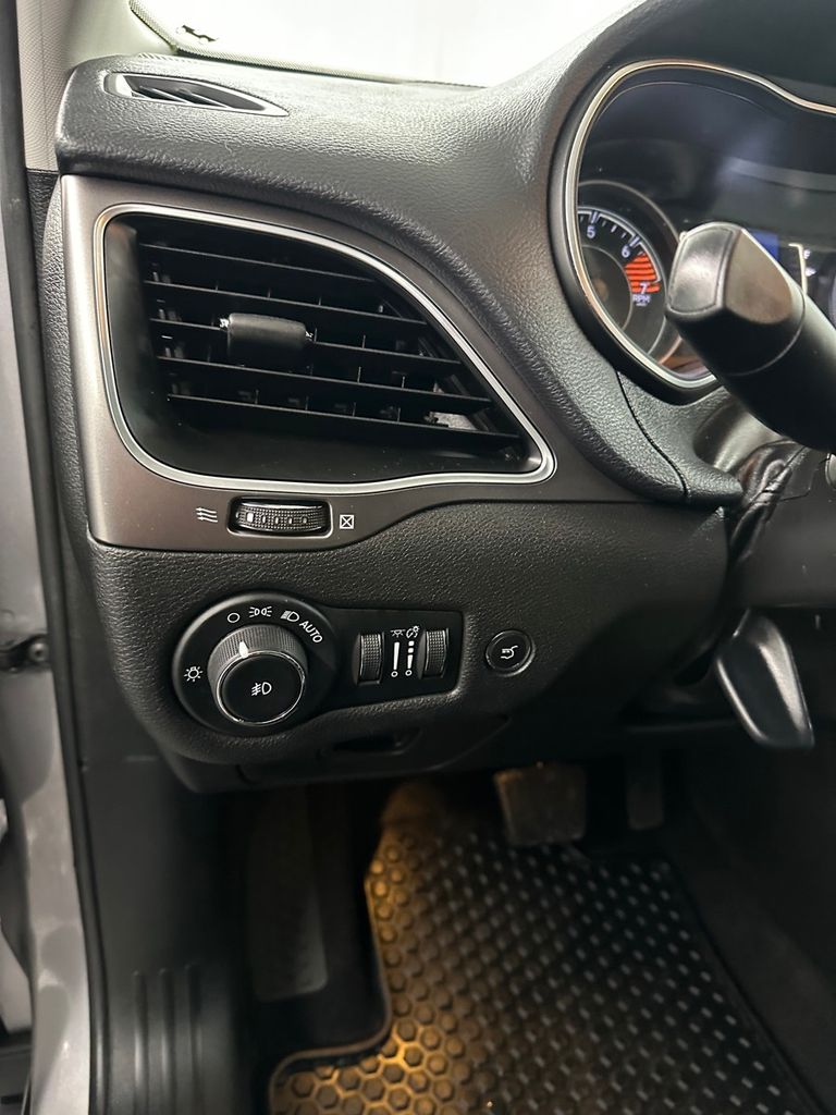 used 2019 Jeep Cherokee car, priced at $15,985