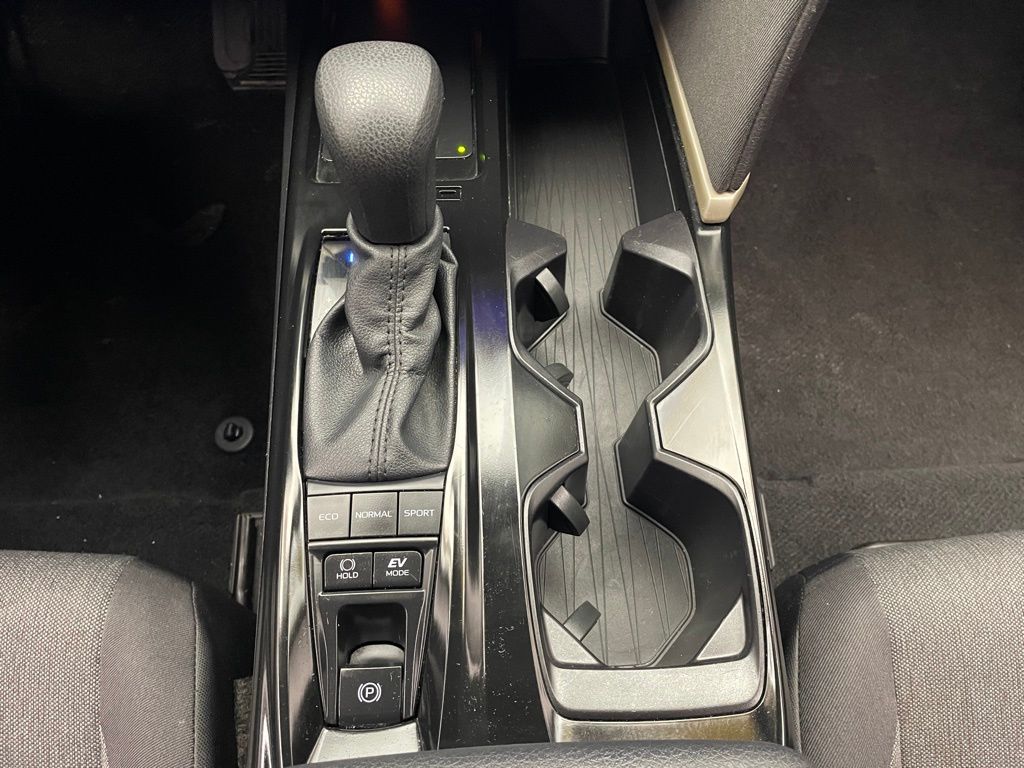 Thumbnail: 2025 Toyota Camry - 28