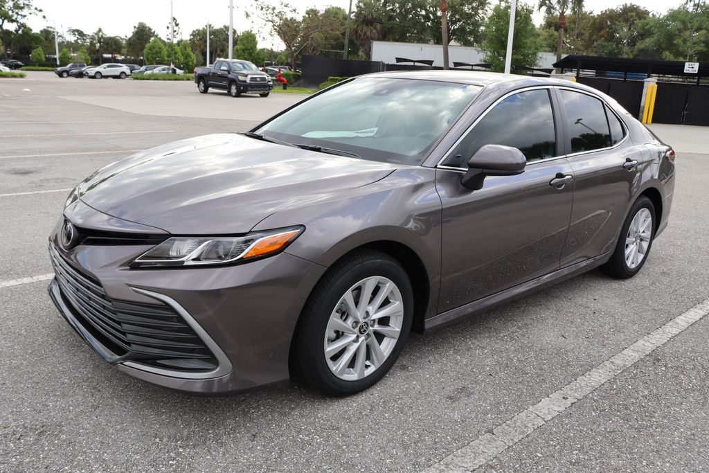 2024 Toyota Camry LE -
                West Palm Beach, FL