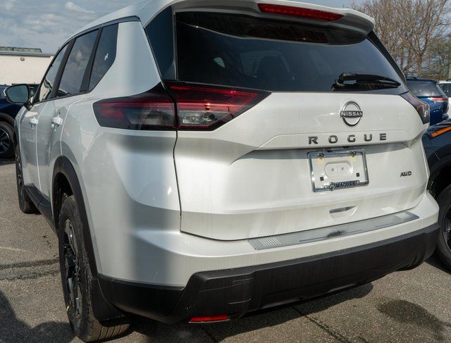 2026 Nissan Rogue SV - 6