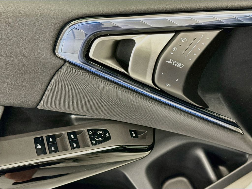 Thumbnail: 2026 BMW X3 - 22