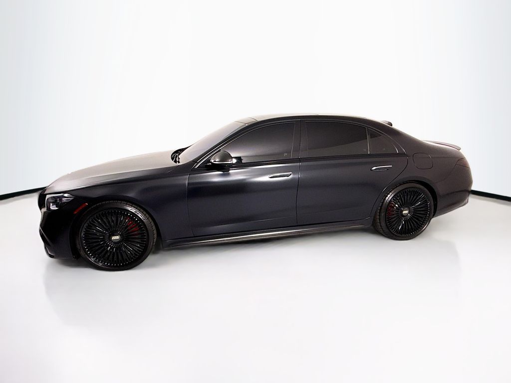 Thumbnail: 2024 Mercedes-Benz S-Class - 8