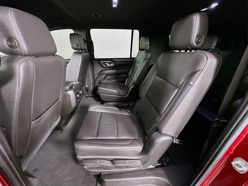 Thumbnail: 2021 Chevrolet Suburban - 23