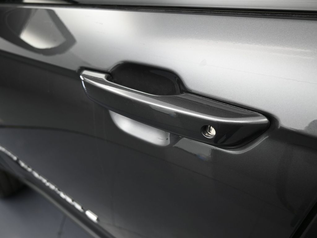 Used 2024 Baltic Gray Metallic Clearcoat Jeep Overland image 36