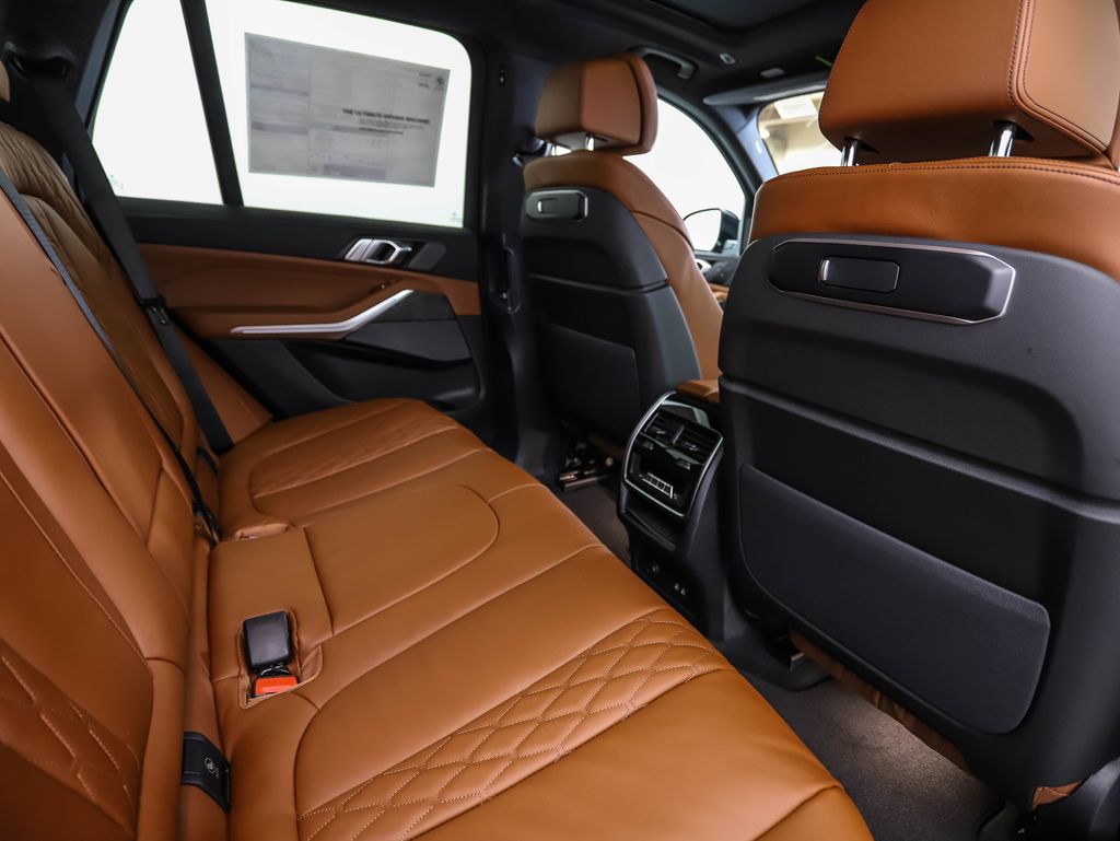 Thumbnail: 2026 BMW X5 - 27