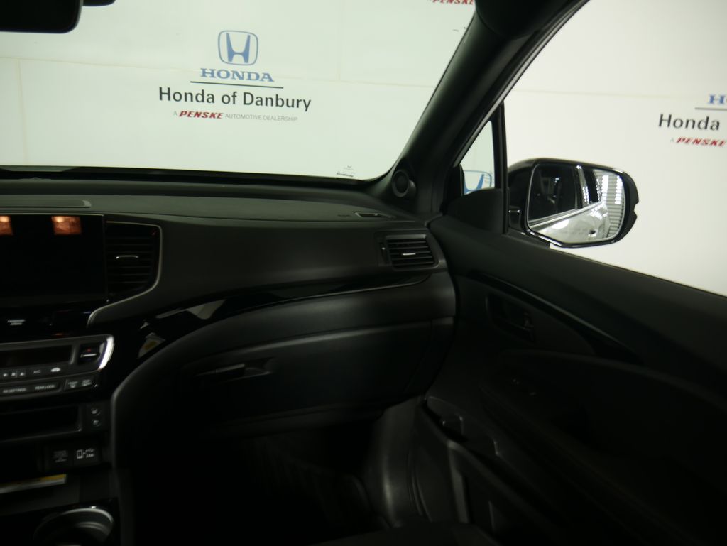 Thumbnail: 2022 Honda Passport - 14