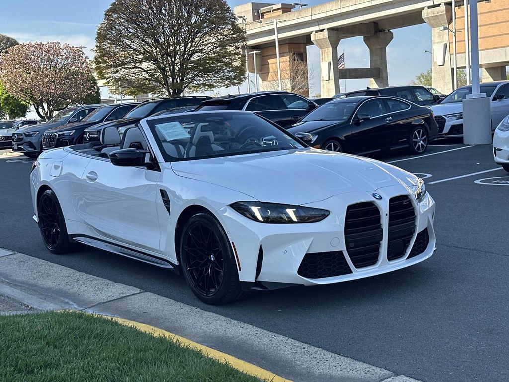 Thumbnail: 2025 BMW M4 - 21