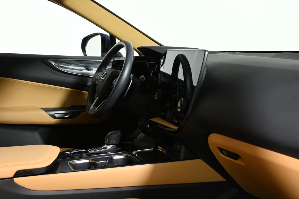 Thumbnail: 2025 Lexus NX - 32