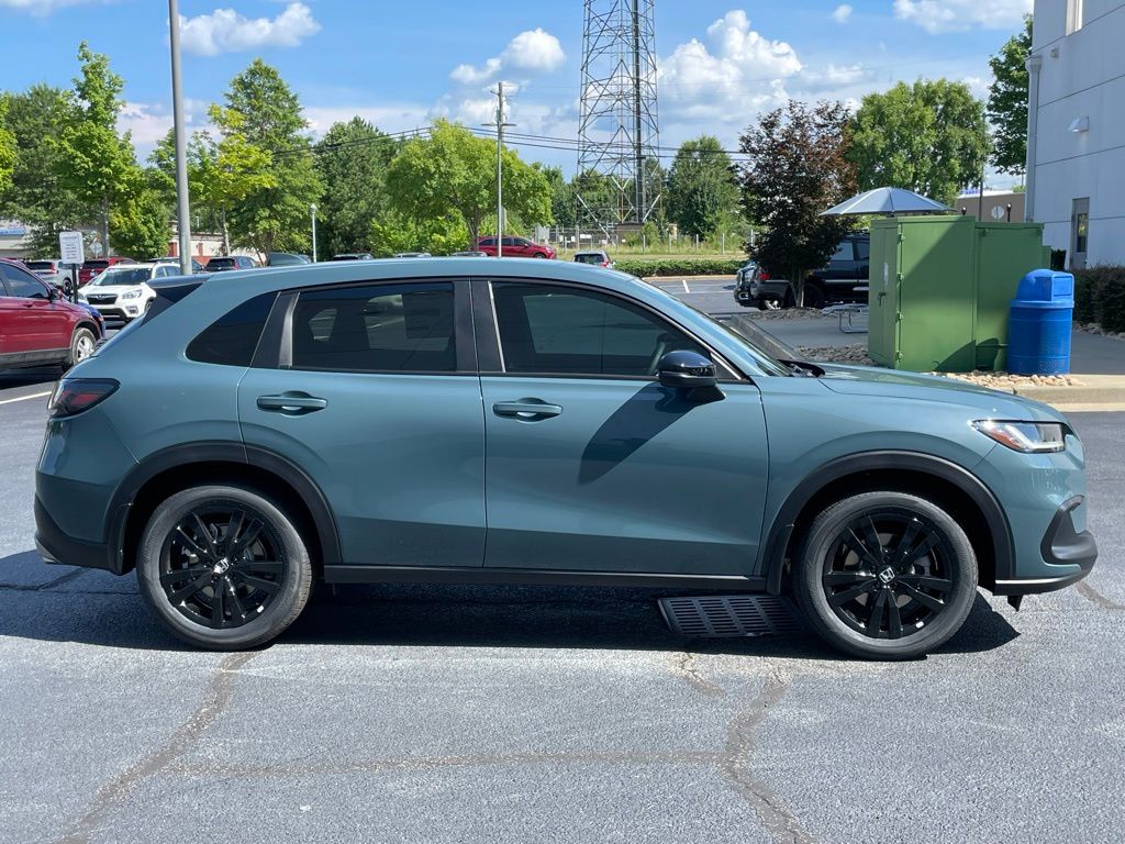 Thumbnail: 2026 Honda HR-V - 7