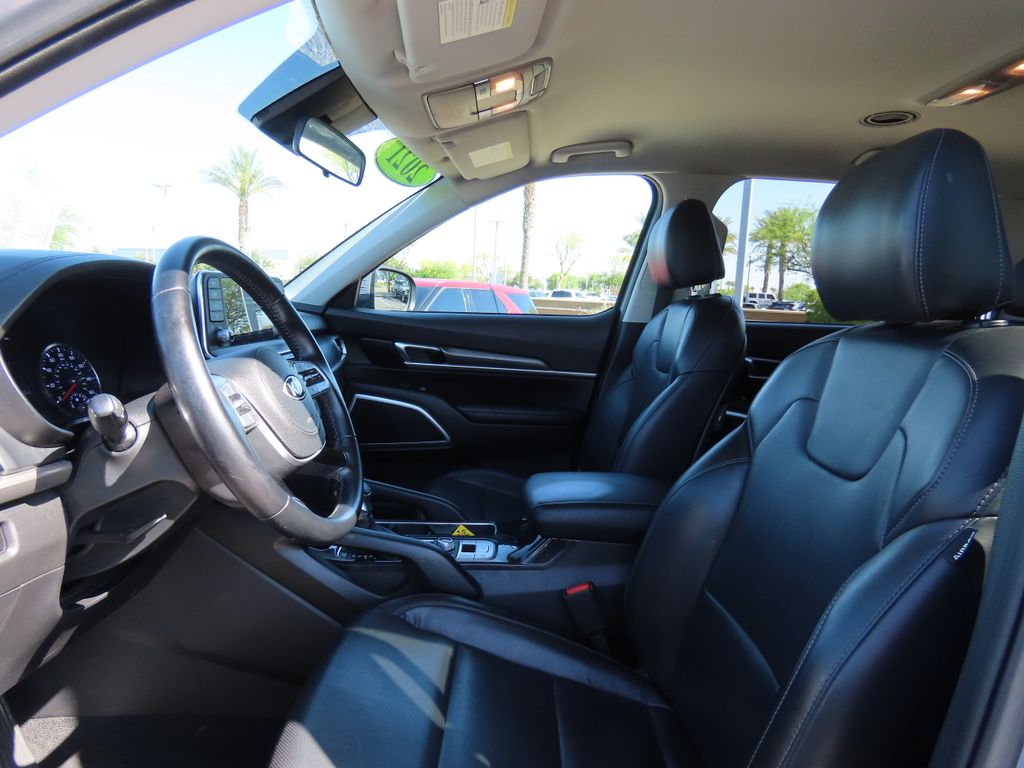 2021 Kia Telluride LX 18