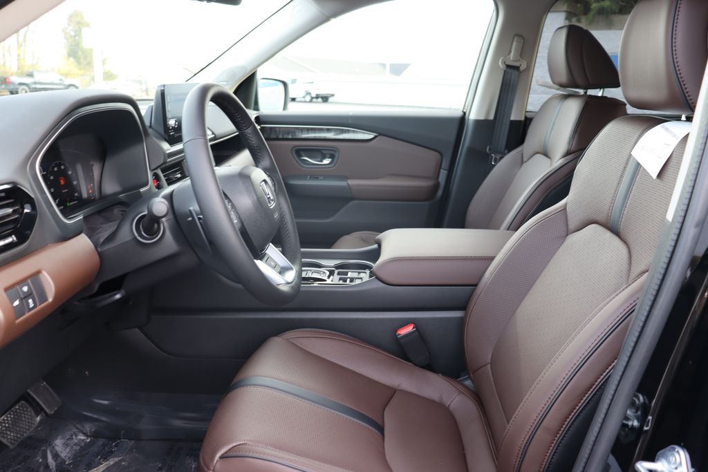 2025 Honda Pilot Elite 30