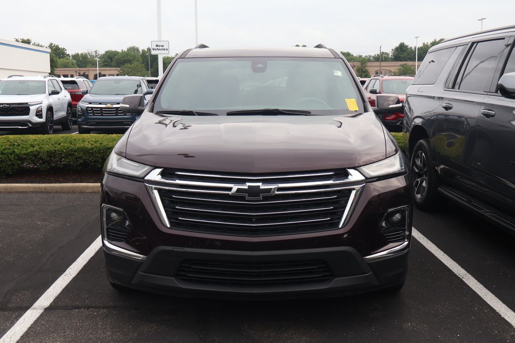 Thumbnail: 2022 Chevrolet Traverse - 2