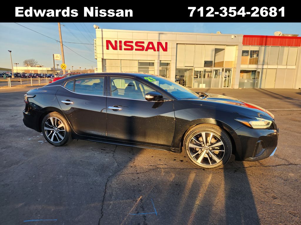 2023 Nissan Maxima SV FWD